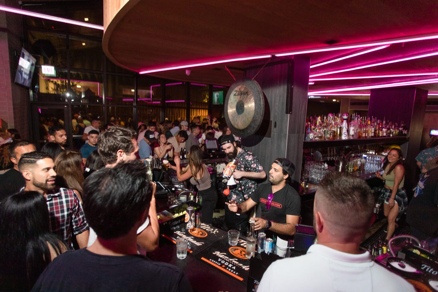 Bar photo 3